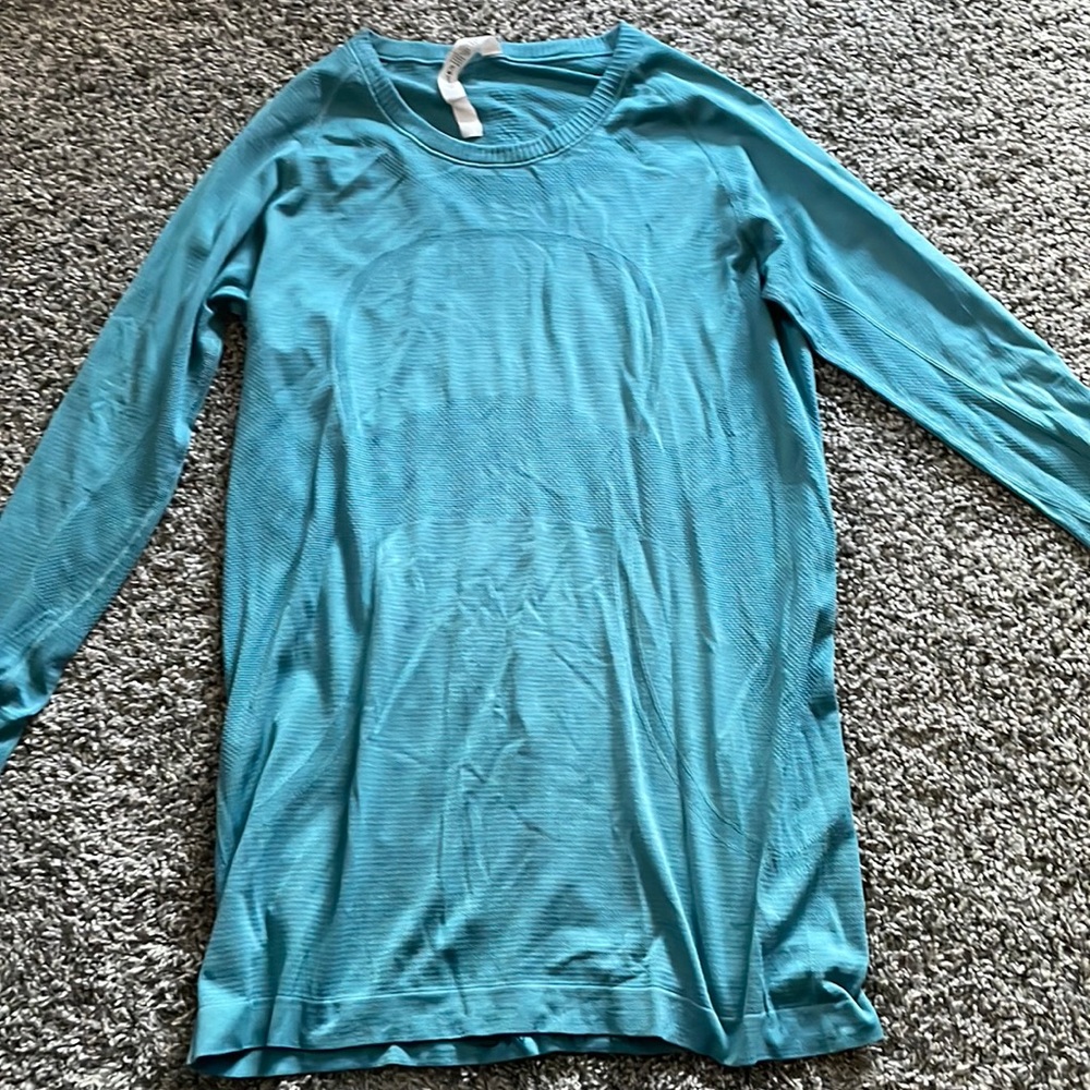 Lululemon: Long Sleeve Swiftly Tech Size 12